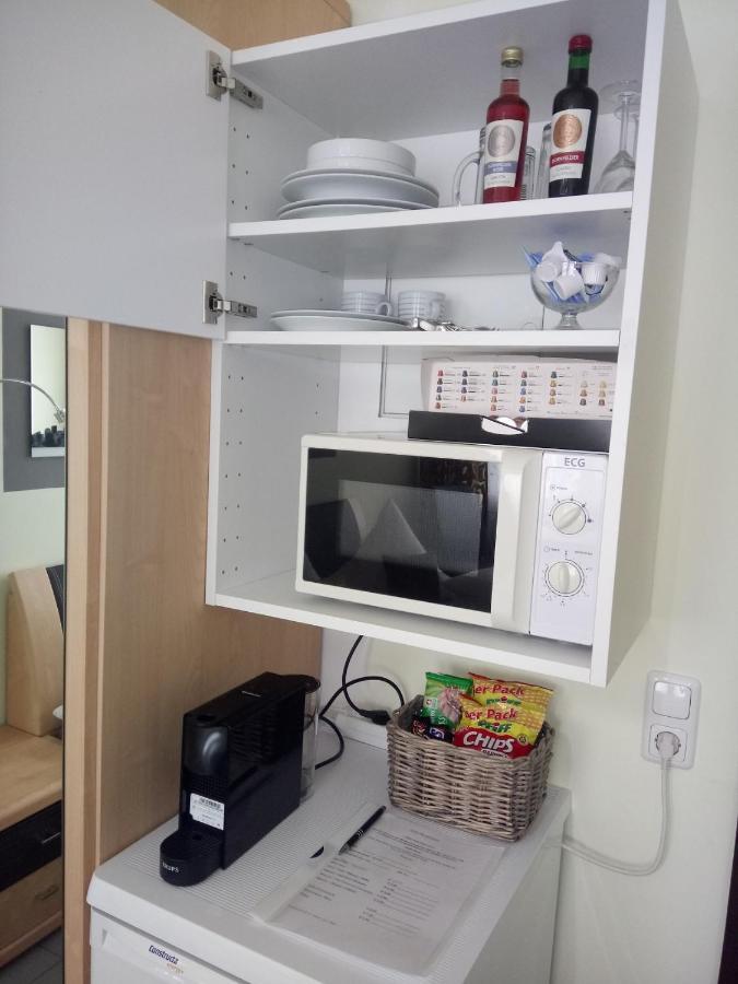 Vilseck Cafe Und Pension Ringer מראה חיצוני תמונה